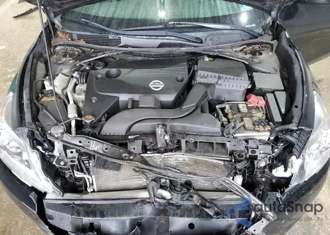 2015 Nissan Altima 2.5 z USA, uszkodzony, nr VIN 1N4AL3AP3FC224448